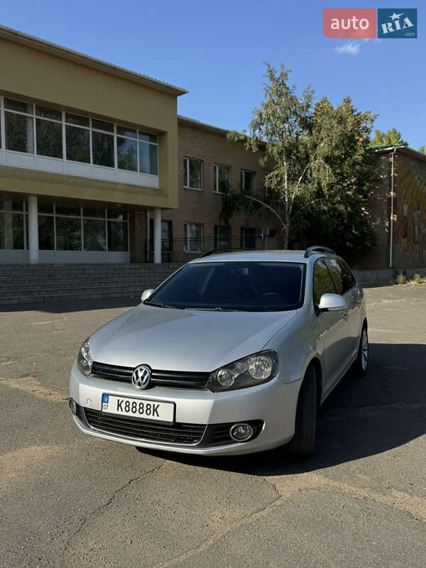 Универсал Volkswagen Golf 2009 в Вознесенске