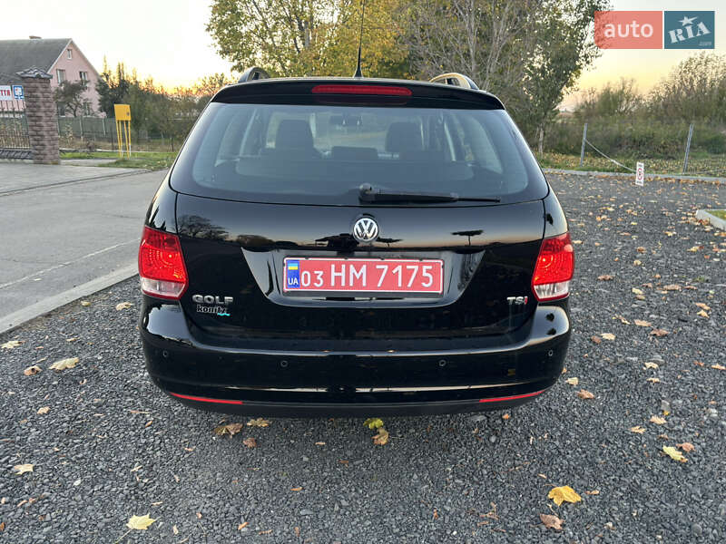 Универсал Volkswagen Golf 2009 в Ворзеле