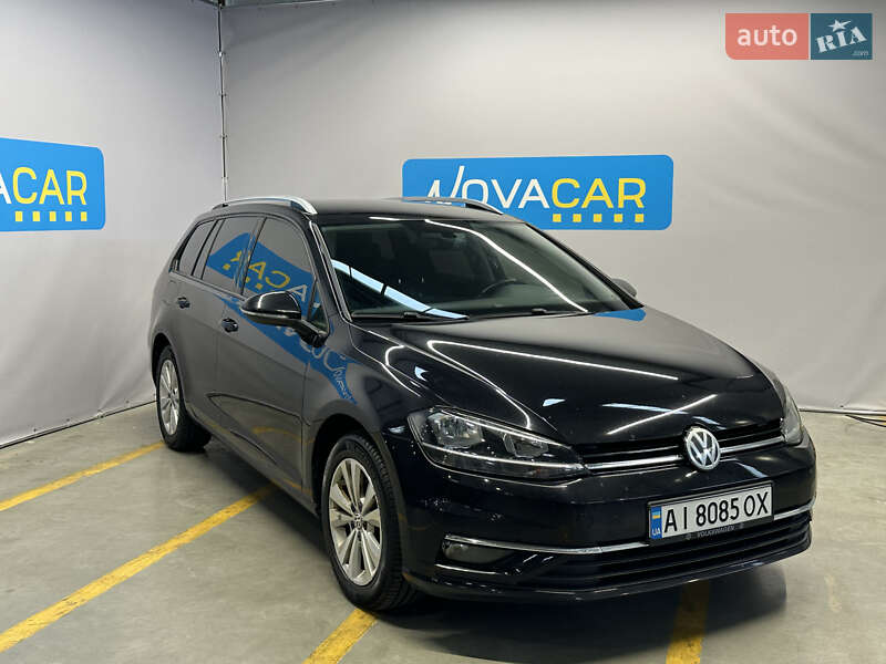 Універсал Volkswagen Golf 2017 в Києві