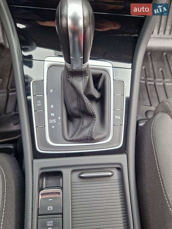 Универсал Volkswagen Golf 2019 в Кропивницком фото 53 Универсал Volkswagen Golf 2019 в Кропивницком