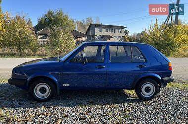Хэтчбек Volkswagen Golf 1986 в  фото 2 Хэтчбек Volkswagen Golf 1986 в