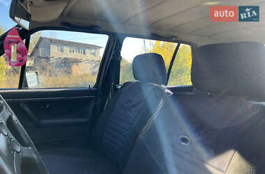 Хэтчбек Volkswagen Golf 1986 в  фото 15 Хэтчбек Volkswagen Golf 1986 в