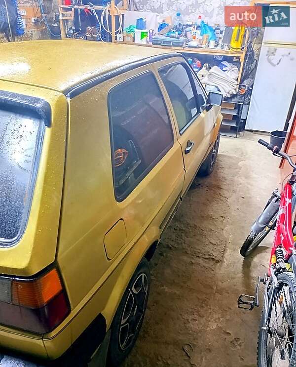 Хэтчбек Volkswagen Golf 1985 в Полтаве