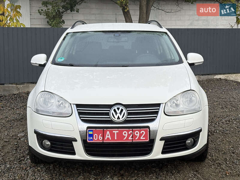 Универсал Volkswagen Golf 2008 в Смеле