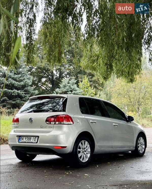 Хэтчбек Volkswagen Golf 2012 в Ровно фото 2 Хэтчбек Volkswagen Golf 2012 в Ровно