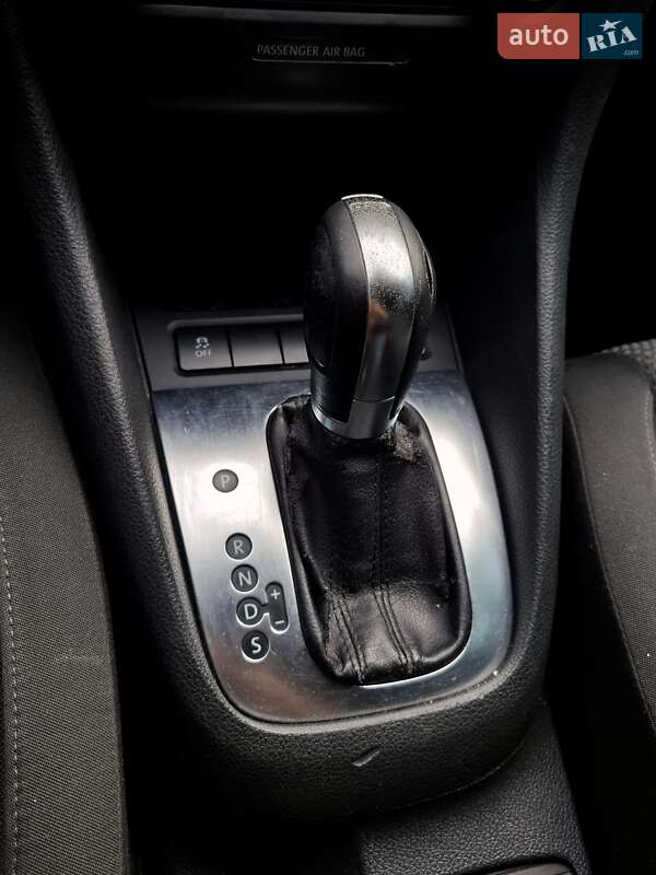 Хэтчбек Volkswagen Golf 2012 в Ровно фото 7 Хэтчбек Volkswagen Golf 2012 в Ровно
