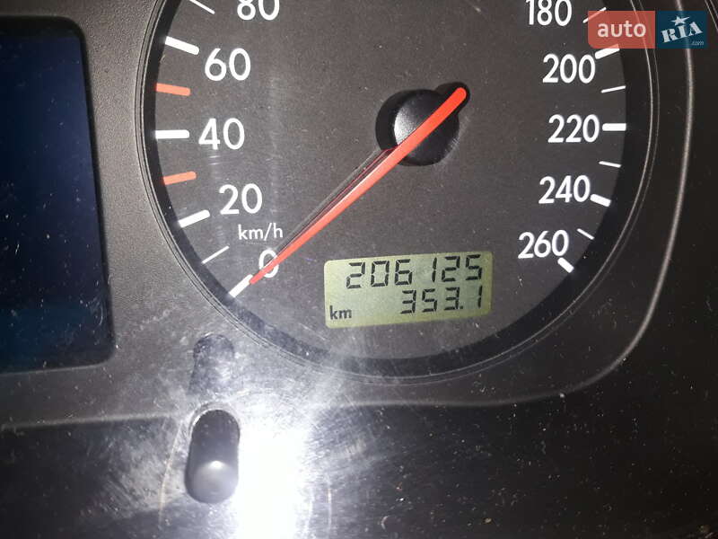 Хэтчбек Volkswagen Golf 1998 в Глухове фото 10 Хэтчбек Volkswagen Golf 1998 в Глухове