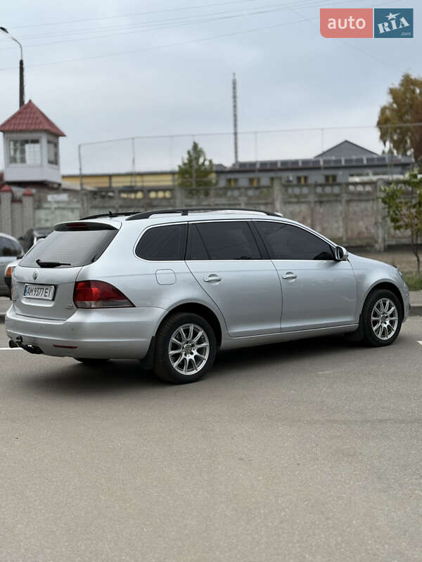 Універсал Volkswagen Golf 2010 в Києві фото 3 Універсал Volkswagen Golf 2010 в Києві