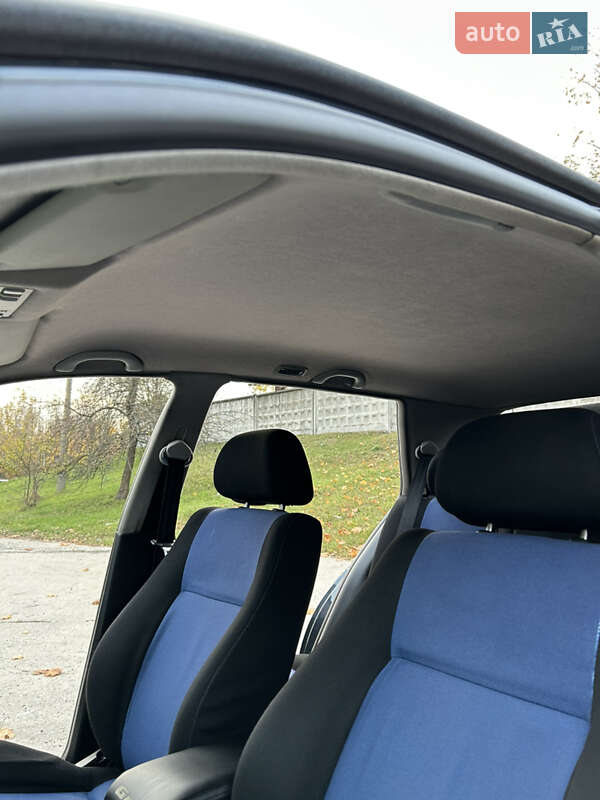 Хэтчбек Volkswagen Golf 2000 в Вараше фото 25 Хэтчбек Volkswagen Golf 2000 в Вараше