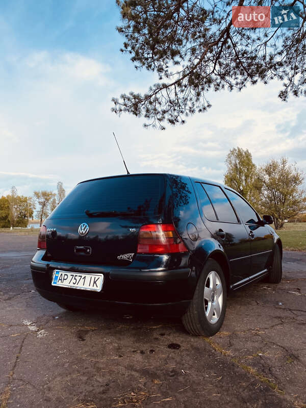 Хетчбек Volkswagen Golf 2002 в Кам'янському фото 3 Хетчбек Volkswagen Golf 2002 в Кам'янському