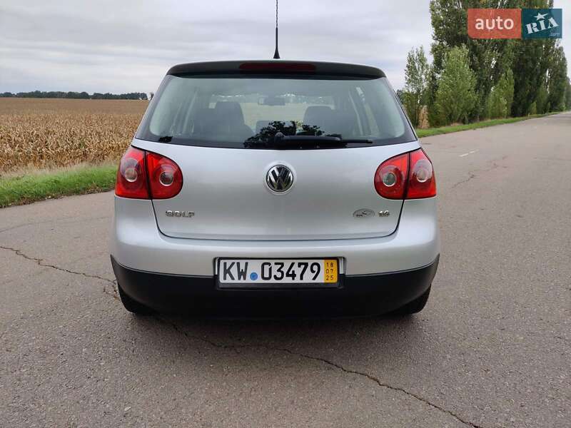 Хэтчбек Volkswagen Golf 2008 в Нежине