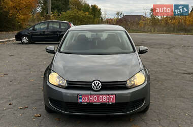 Хэтчбек Volkswagen Golf 2009 в Луцке