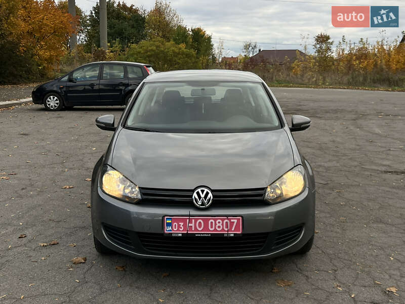 Хэтчбек Volkswagen Golf 2009 в Луцке фото Хэтчбек Volkswagen Golf 2009 в Луцке