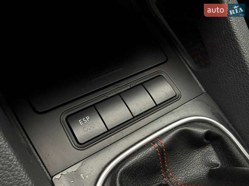 Хэтчбек Volkswagen Golf 2006 в Киеве фото 16 Хэтчбек Volkswagen Golf 2006 в Киеве