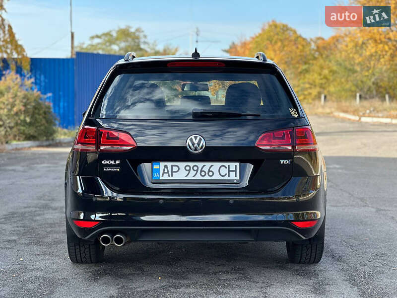 Універсал Volkswagen Golf 2015 в Дніпрі