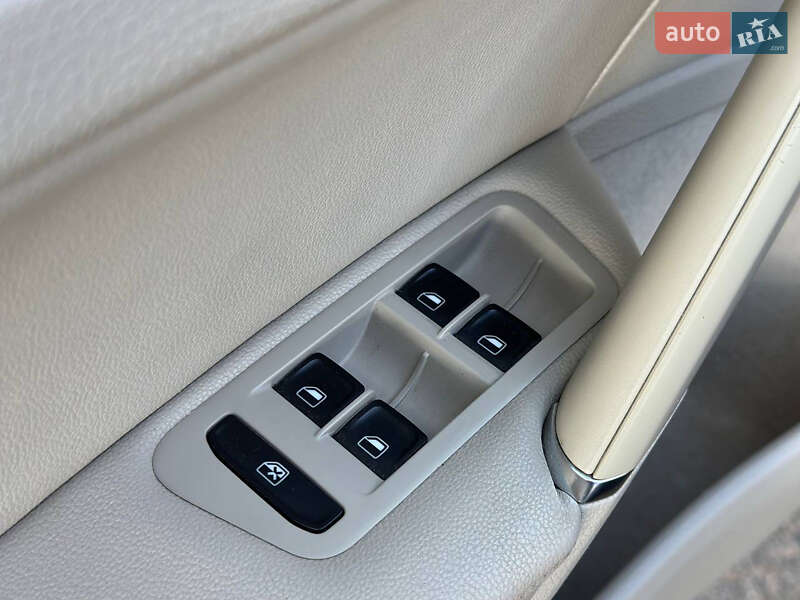 Універсал Volkswagen Golf 2015 в Дніпрі