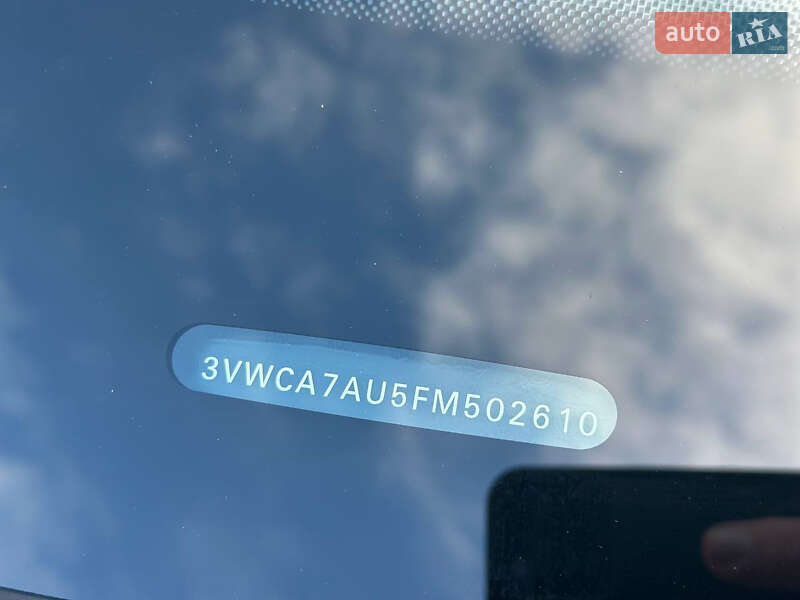 Універсал Volkswagen Golf 2015 в Дніпрі