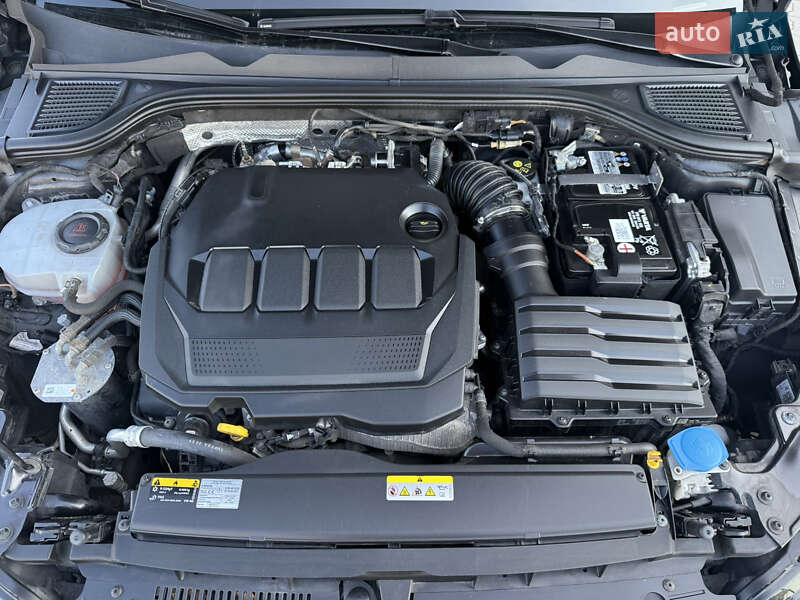 Универсал Volkswagen Golf 2021 в Луцке