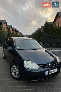 Хетчбек Volkswagen Golf 2005 в Вінниці