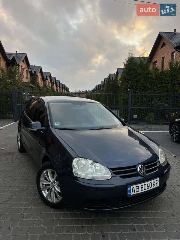 Volkswagen Golf 2005