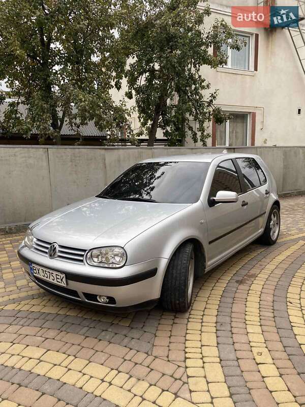 Volkswagen Golf 2000