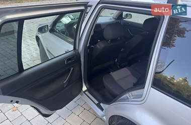 Универсал Volkswagen Golf 2002 в  фото 20 Универсал Volkswagen Golf 2002 в