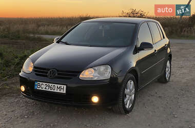 Хэтчбек Volkswagen Golf 2007 в Новояворовске
