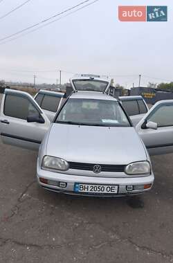 Універсал Volkswagen Golf 1999 в Одесі