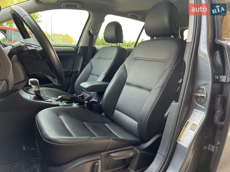 Хетчбек Volkswagen Golf 2015 в Києві фото 34 Хетчбек Volkswagen Golf 2015 в Києві