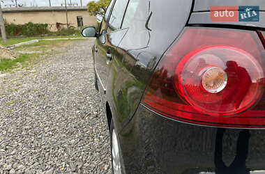 Хэтчбек Volkswagen Golf 2008 в 