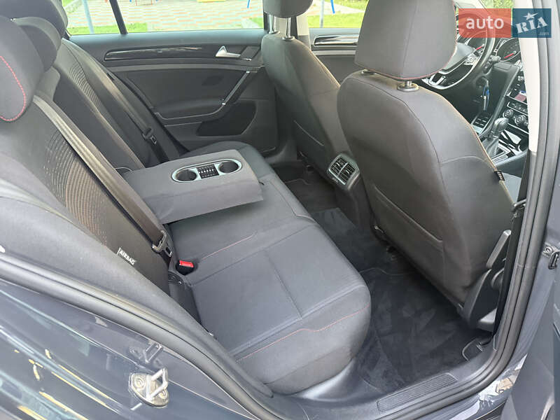 Универсал Volkswagen Golf 2017 в Стрые фото 48 Универсал Volkswagen Golf 2017 в Стрые