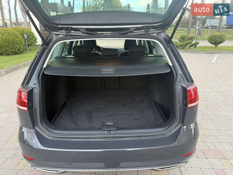 Универсал Volkswagen Golf 2017 в Стрые фото 57 Универсал Volkswagen Golf 2017 в Стрые