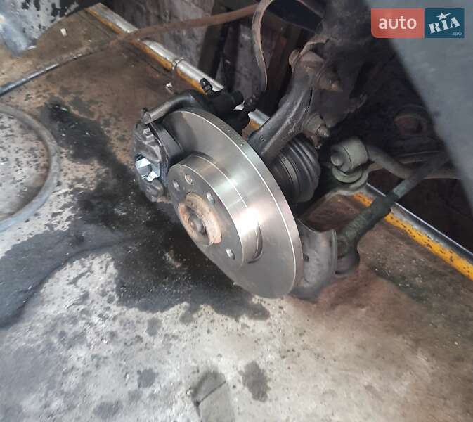 Хетчбек Volkswagen Golf 1997 в Кам'янському фото 9 Хетчбек Volkswagen Golf 1997 в Кам'янському