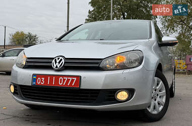 Хэтчбек Volkswagen Golf 2009 в Лубнах