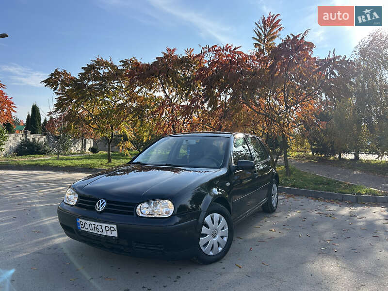 Volkswagen Golf 2001