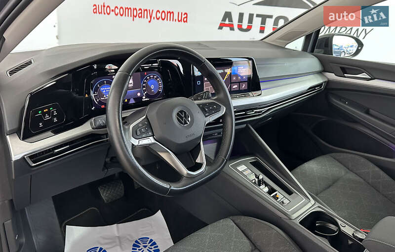 Універсал Volkswagen Golf 2020 в Львові