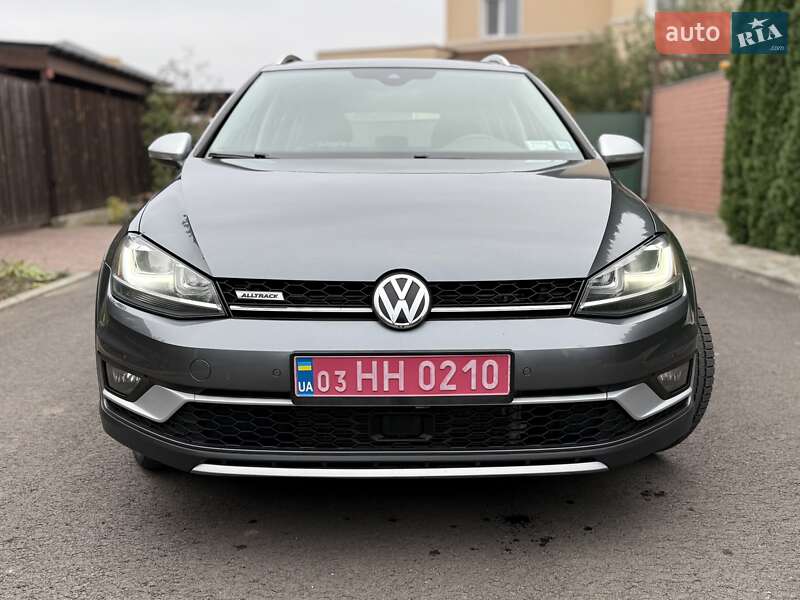 Універсал Volkswagen Golf 2016 в Києві