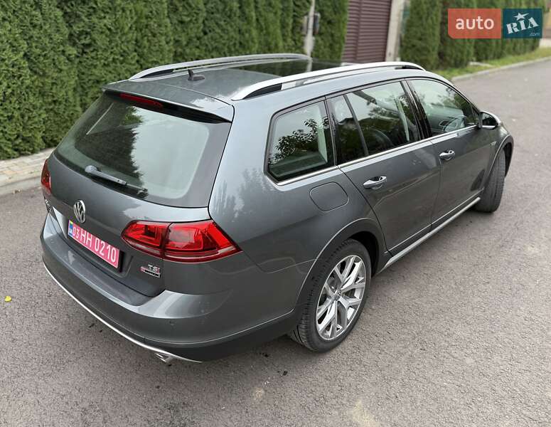 Універсал Volkswagen Golf 2016 в Києві