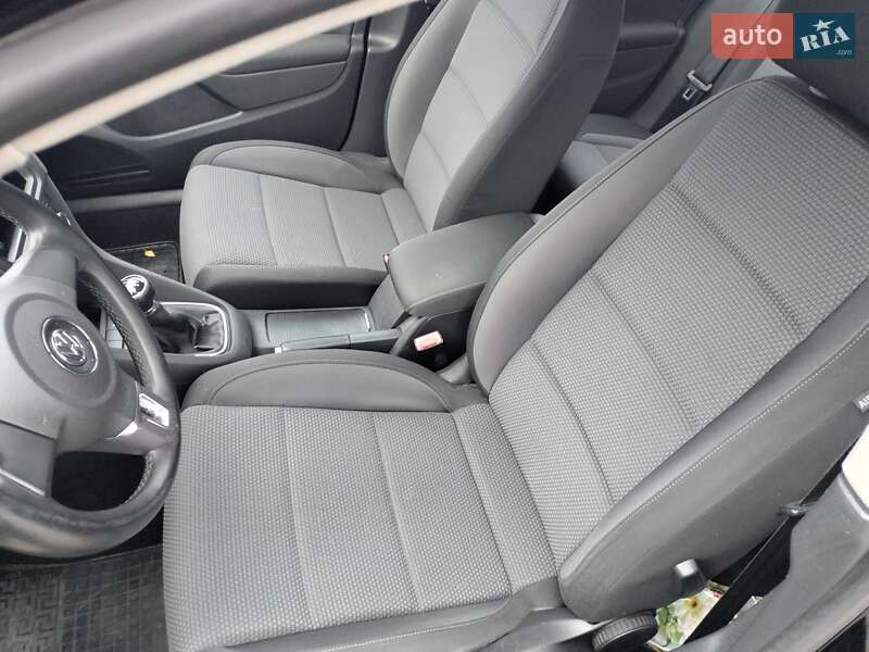 Хэтчбек Volkswagen Golf 2009 в Шепетовке фото 17 Хэтчбек Volkswagen Golf 2009 в Шепетовке