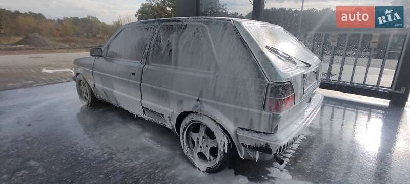 Хэтчбек Volkswagen Golf 1987 в Сосновке