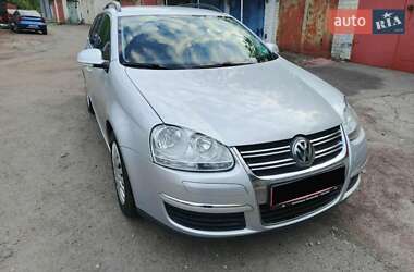 Універсал Volkswagen Golf 2008 в Чернігові