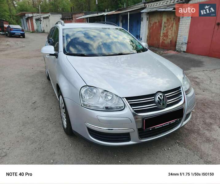 Универсал Volkswagen Golf 2008 в 