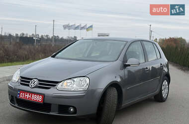 Хэтчбек Volkswagen Golf 2007 в 