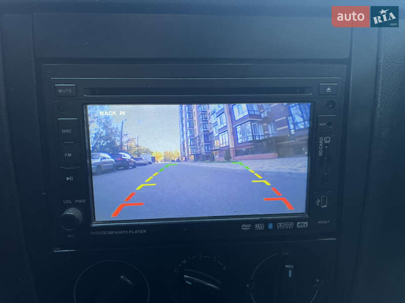 Хетчбек Volkswagen Golf 2001 в Чернігові