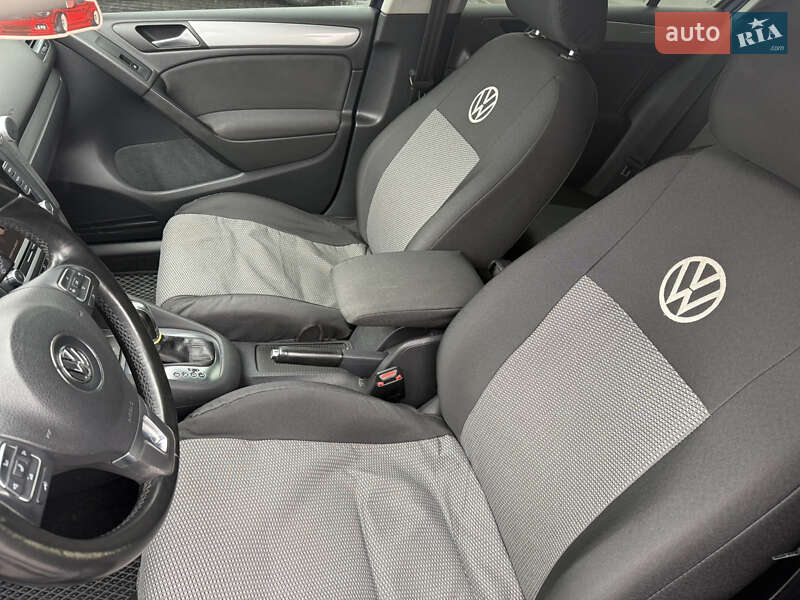 Хэтчбек Volkswagen Golf 2012 в Фастове