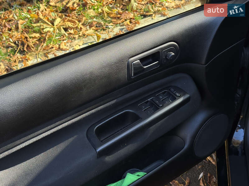 Універсал Volkswagen Golf 2005 в Дрогобичі