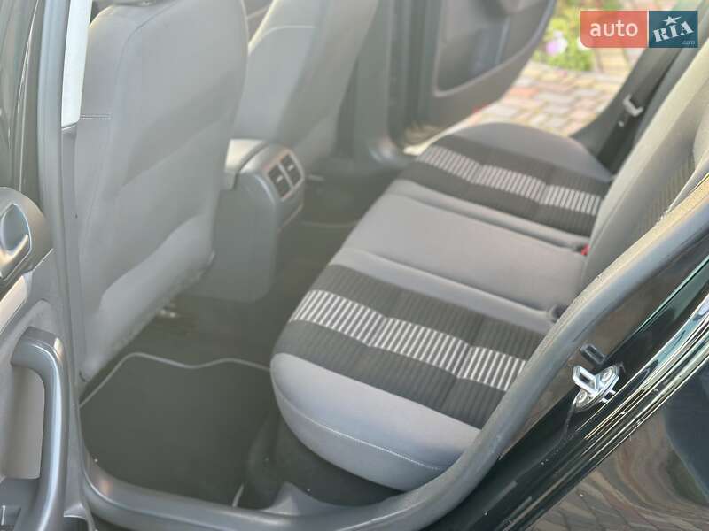 Хэтчбек Volkswagen Golf 2008 в Владимирце фото 27 Хэтчбек Volkswagen Golf 2008 в Владимирце