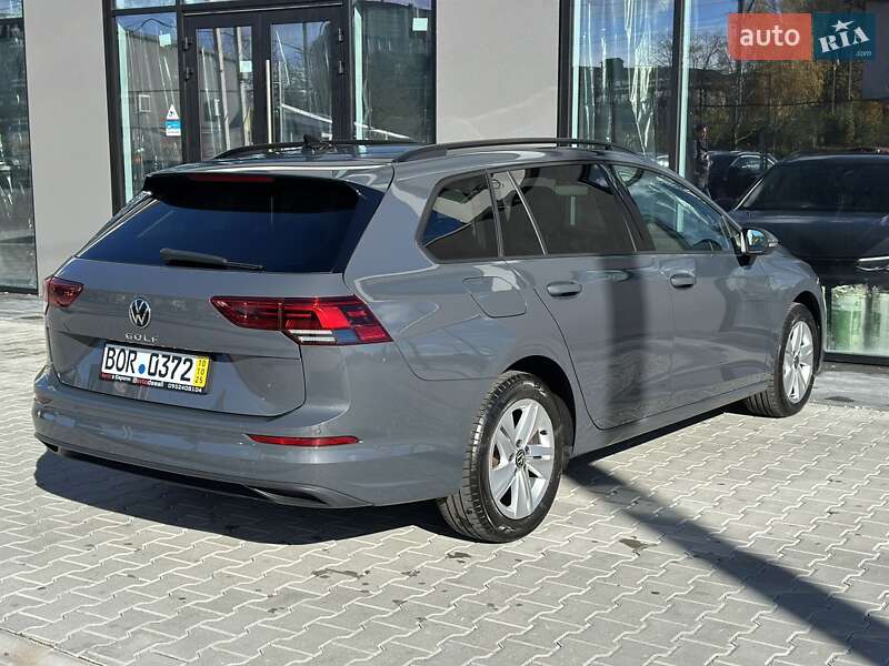 Универсал Volkswagen Golf 2022 в Стрые