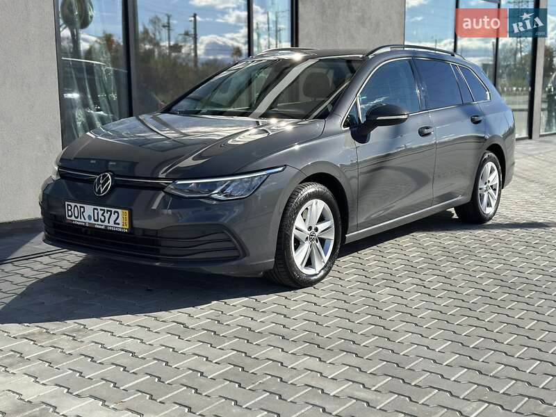 Универсал Volkswagen Golf 2022 в Стрые