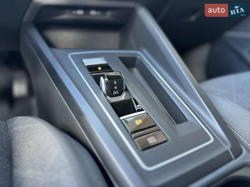 Универсал Volkswagen Golf 2022 в Стрые